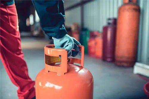 衢州出 鐵拳 嚴(yán)查網(wǎng)紅飲品店 直播帶貨 中介機構(gòu) 亂收費